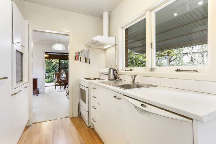 27 Merriefield Avenue Forrest Hill_6