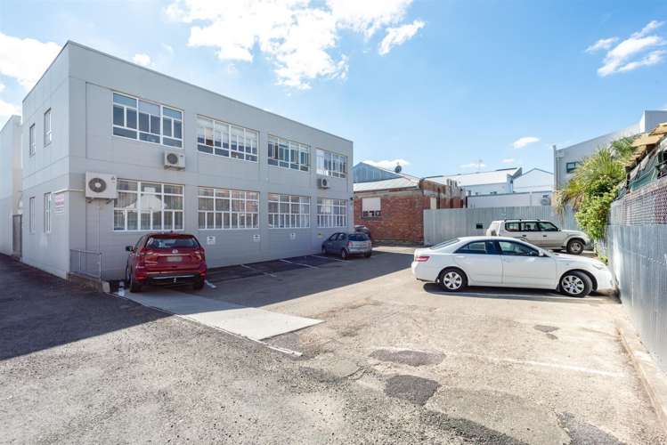 10/124 Bright Street Gisborne_6