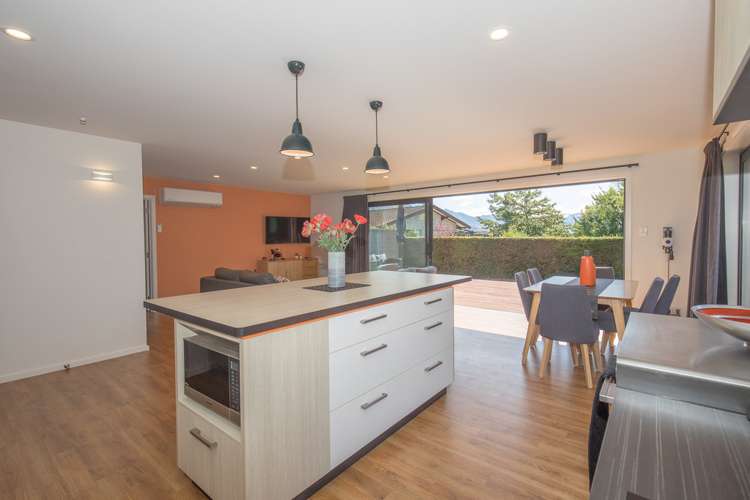 116 Aubrey Road Wanaka_9