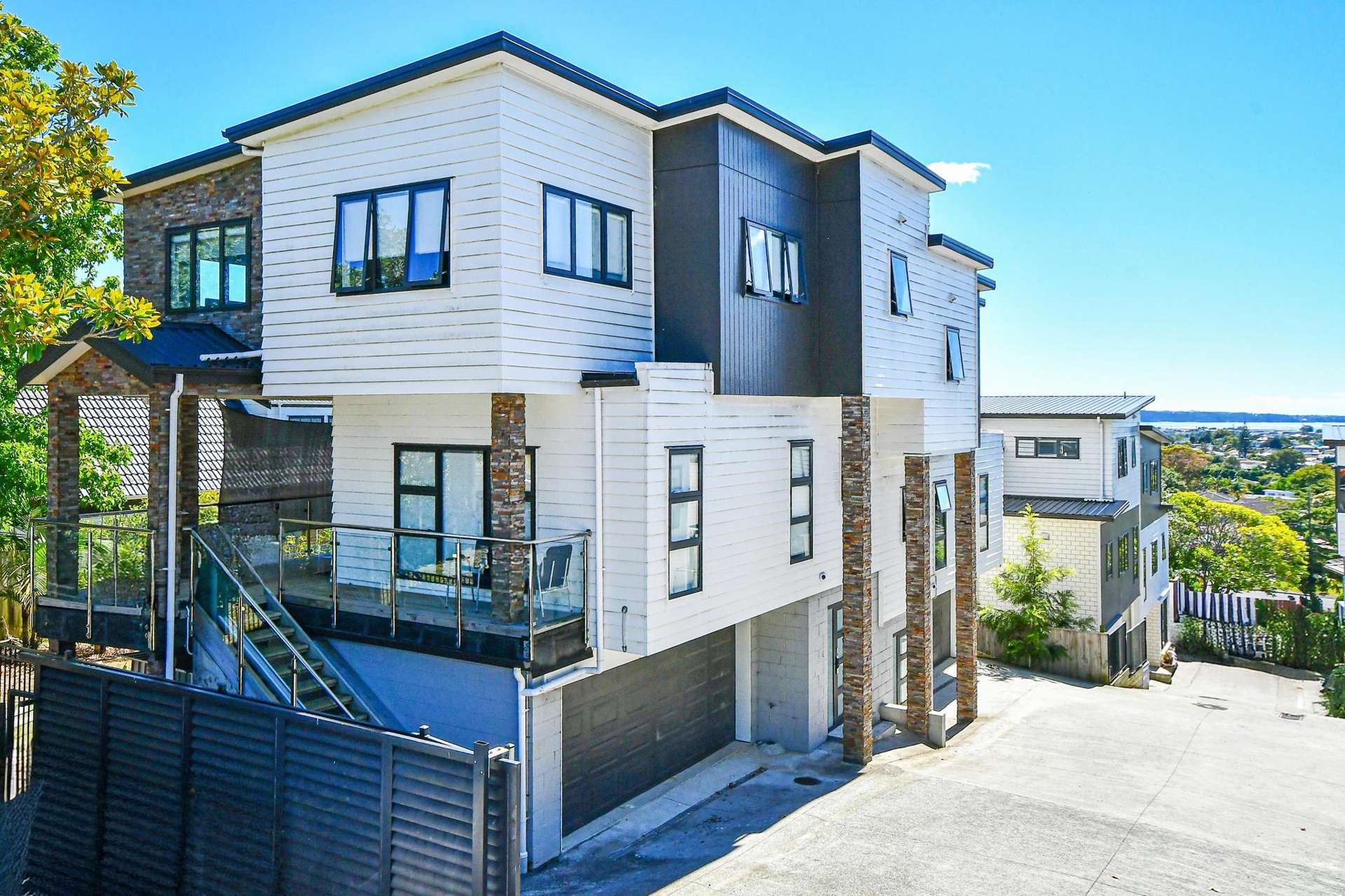 4225A Great North Road Glendene_0
