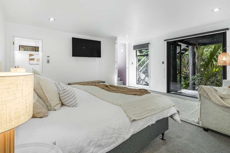 939 River Road Queenwood_15