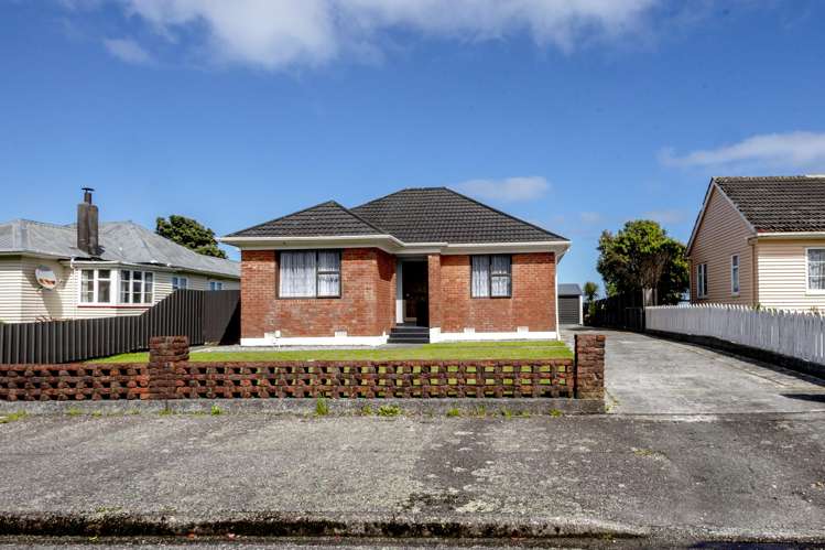 54 Firth Street Cobden_28