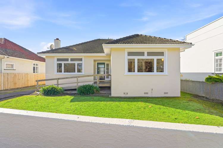 109 Anzac Parade Whanganui East_17
