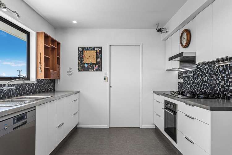 18 Paerata Ridge Waiotahe_16