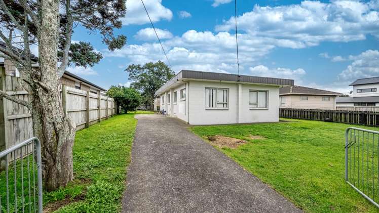 7 HOLLAND STREET Pukekohe_2