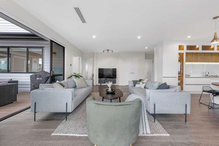 158 Ninth View Avenue Beachlands_32