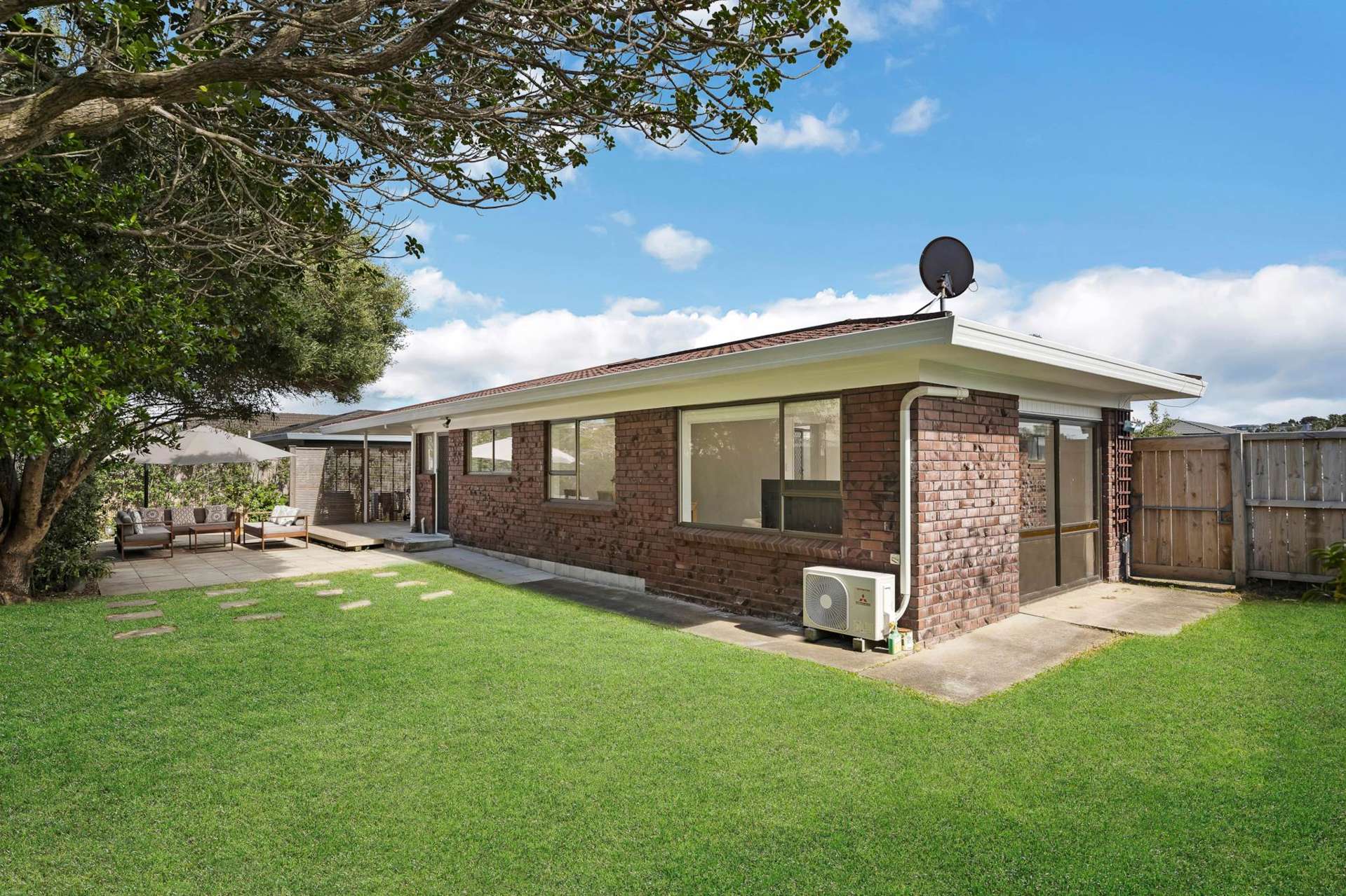 2/29 Vivian Wilson Drive Eastern Beach_0