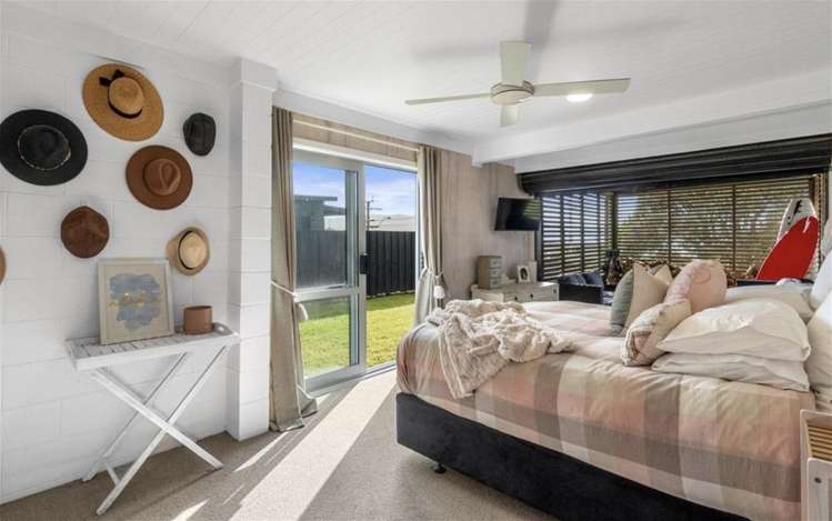 8 Wainamu Road Raglan_10