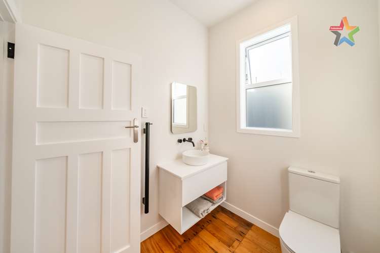 23 Ava Street Petone_15