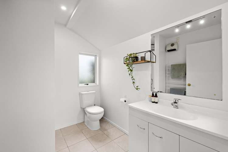 43 Norrie Street Redwood_10
