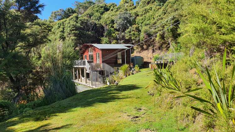 8A Schoolhouse Bay Road Kawau Island_4