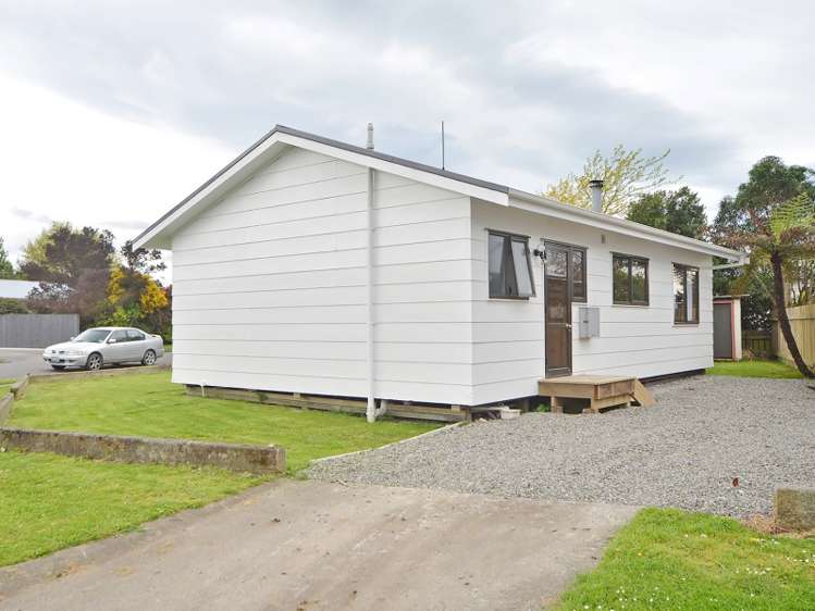 72 Victoria Street Carterton_6