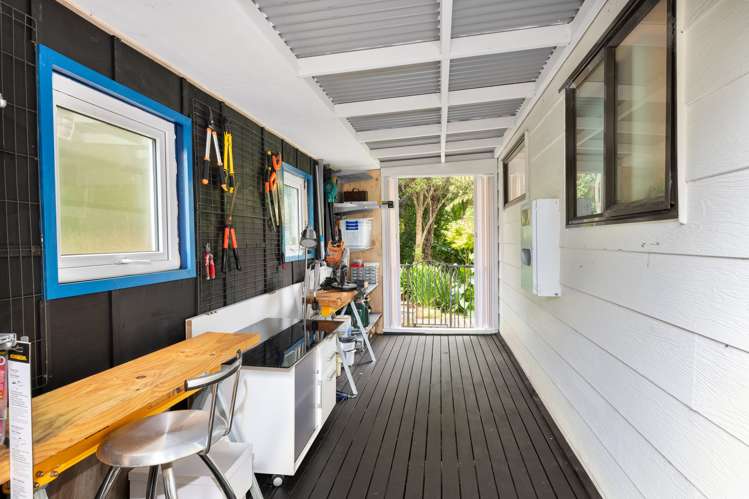 141 Attwood Road Paremoremo_20