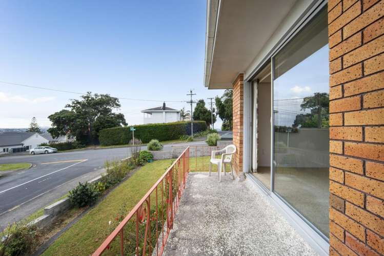 1/2 Routley Drive Glen Eden_11