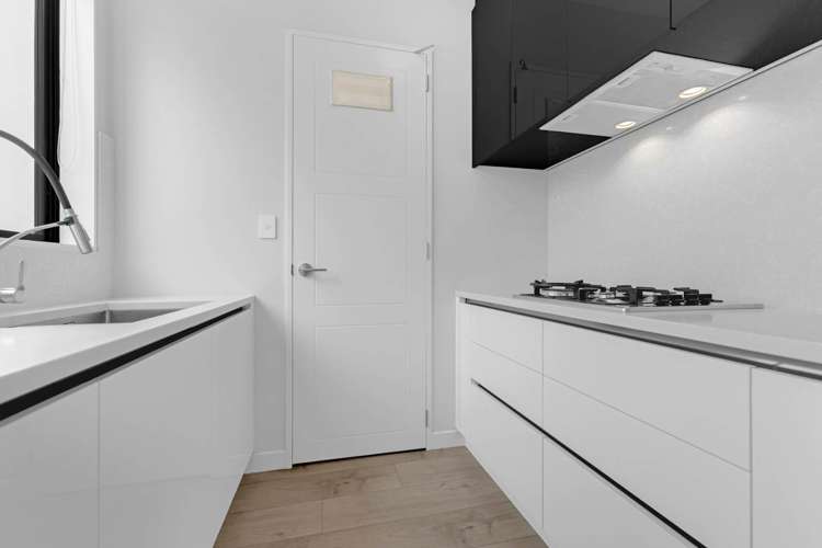 21 Paripari Street Flat Bush_9