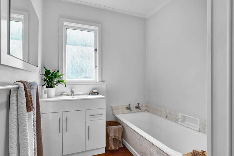 15 Rimu Street Strandon_22