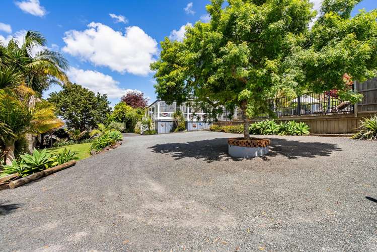 8 High Oaks Way Avenues_27