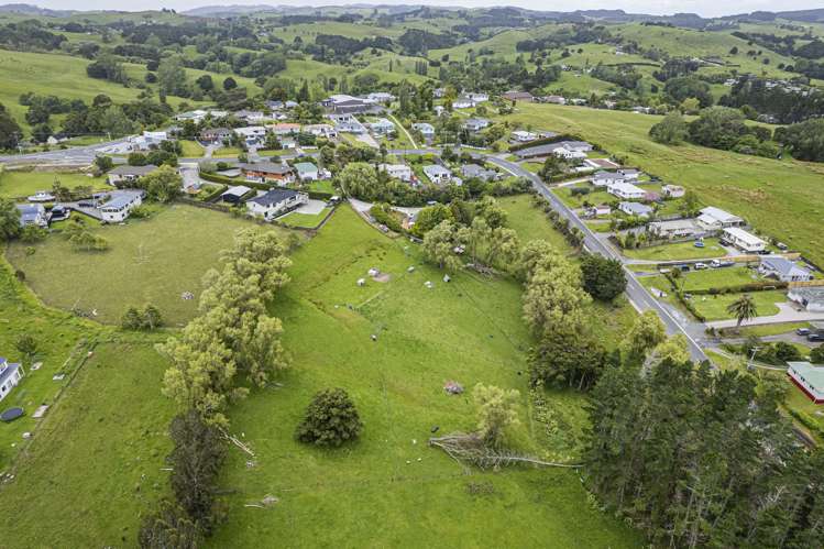 9 Bickerstaffe Road Maungaturoto_29