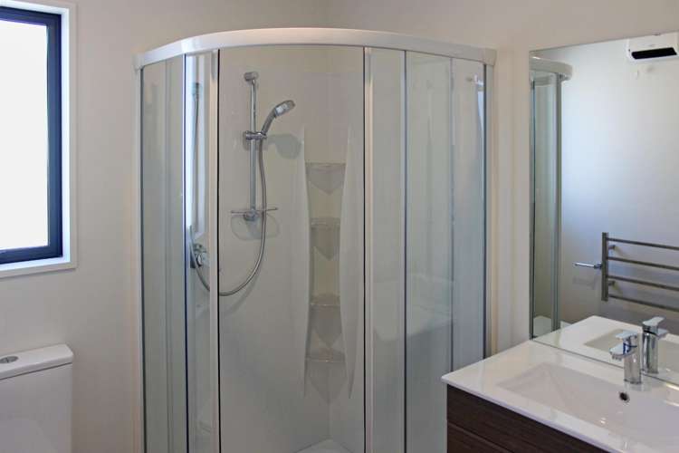 2/306 Worcester Street 1419_5