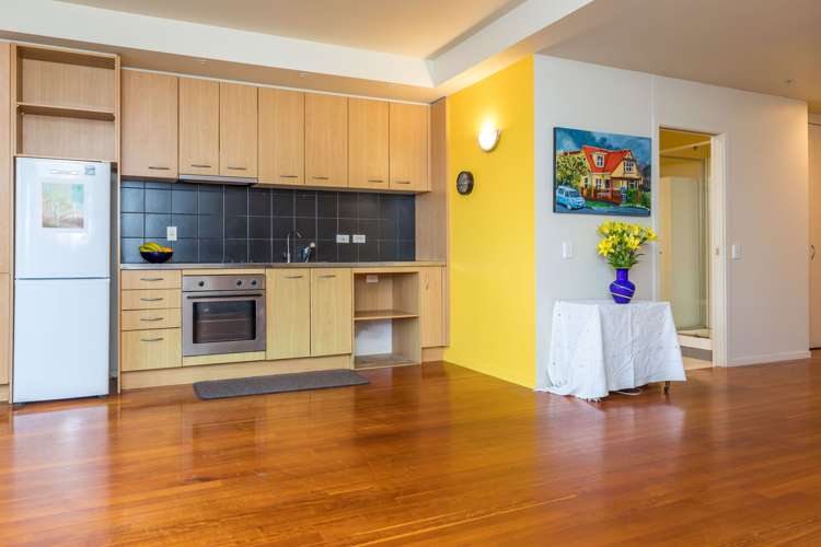 2J/5 Charlotte Street Eden Terrace_5