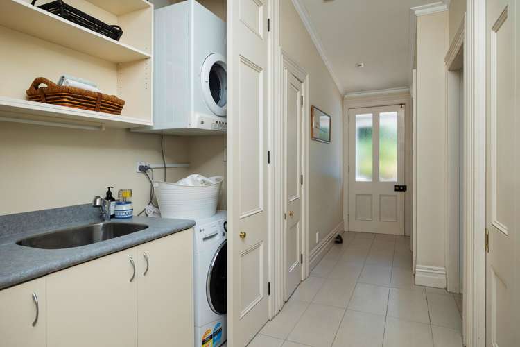 707 & 707B New North Road Mount Albert_27