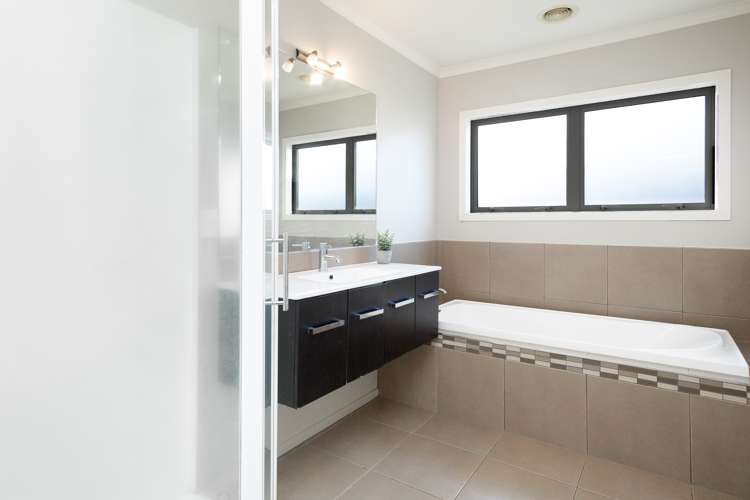 5 Tulip Drive Cambridge_13