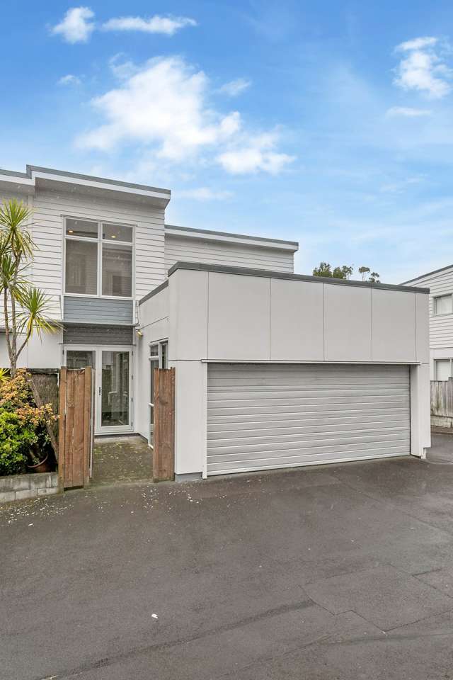 42/3 Wagener Place Mount Albert_1