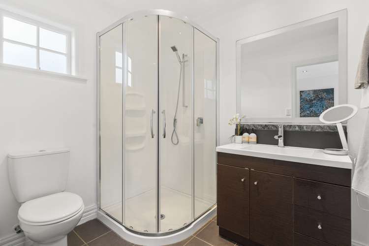 59 Vandeleur Avenue Birkdale_11