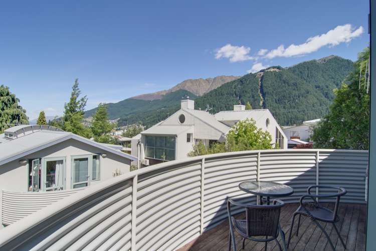 28a Hallenstein Street Queenstown_10