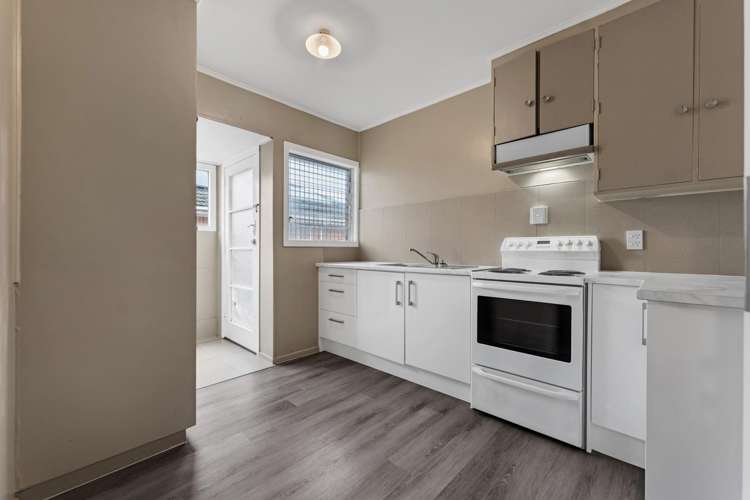 2/19 Motatau Road Papatoetoe_11