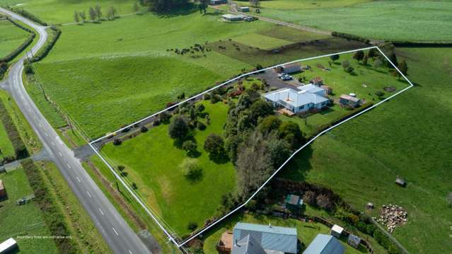 Beautifully renovated 1940s family home in Waikato