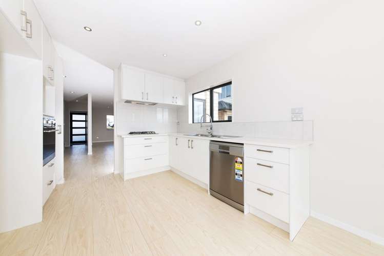 12 Kokako Rise Papakura_7