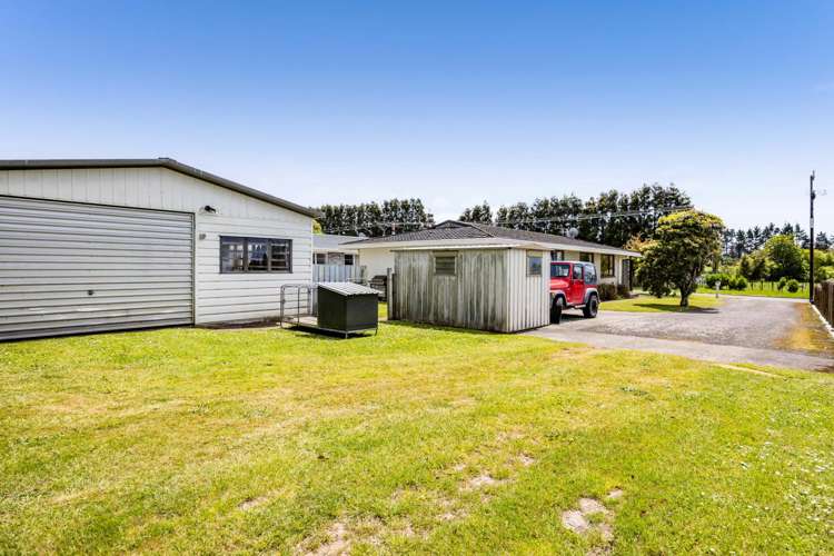 13 Flint Road West Stratford_23