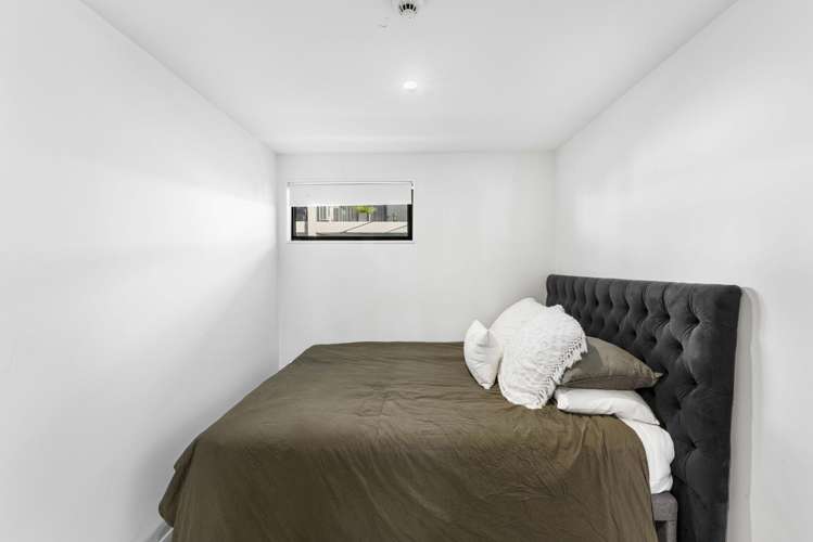 212/8 Thompson Park Road Mount Wellington_10