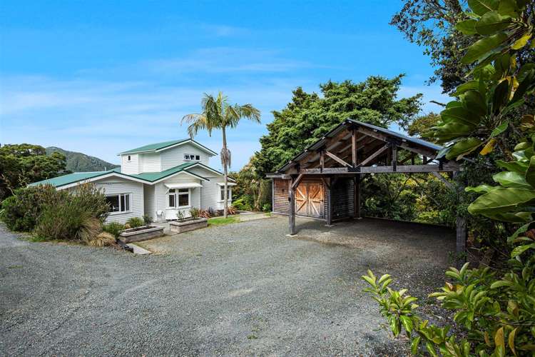 221 Mountain Road Maungaturoto_26