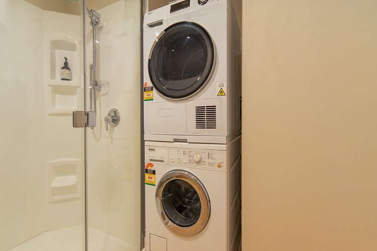 10/5 Bisley Avenue Moana_18