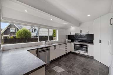 75 Russley Drive_3