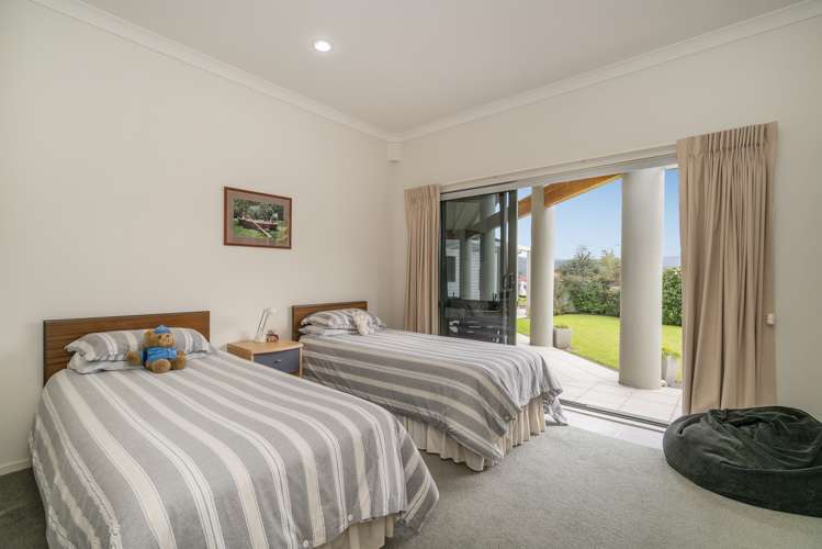 120 The Yardarm Pauanui_14