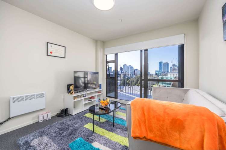 8E/4 St Paul Street_4
