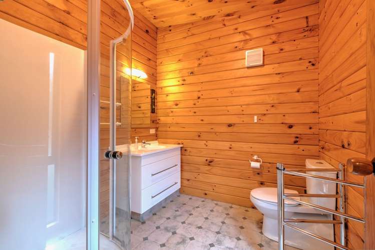 88 Chalet Crescent Hanmer Springs_17