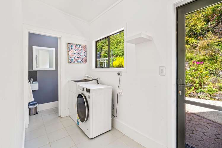 29 Thornicroft Road Waitati_19