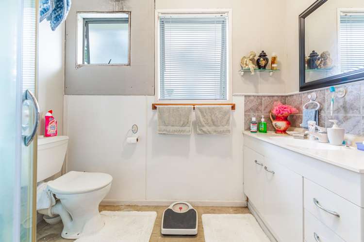 62 Kamara Road Glen Eden_10