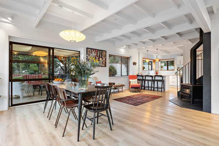 3 Muriwai Road Waimauku_13