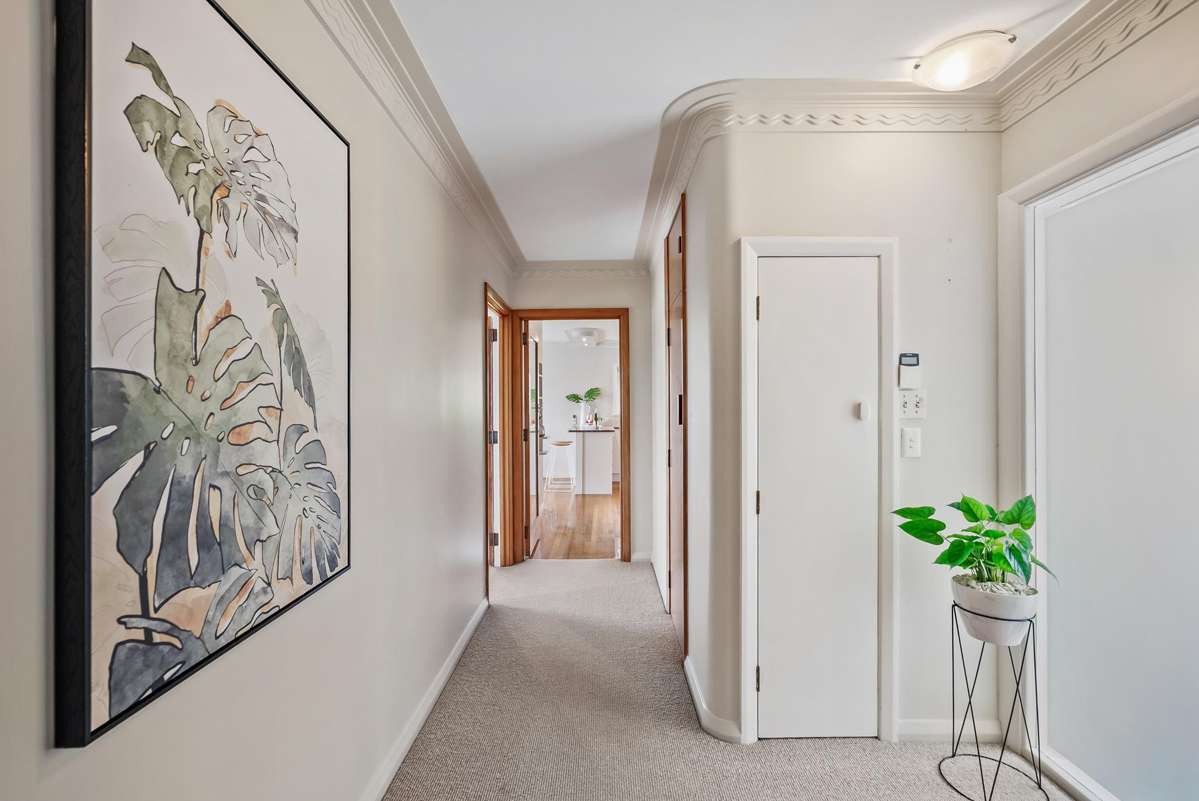36 Roberta Avenue_5