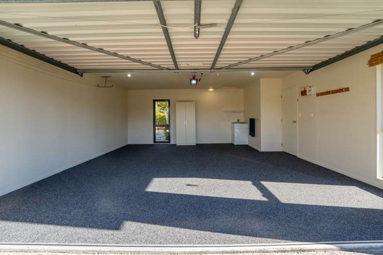 16 Appaloosa Avenue Richmond_13