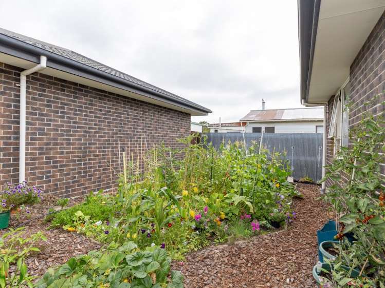 44a Springs Road Hornby_15