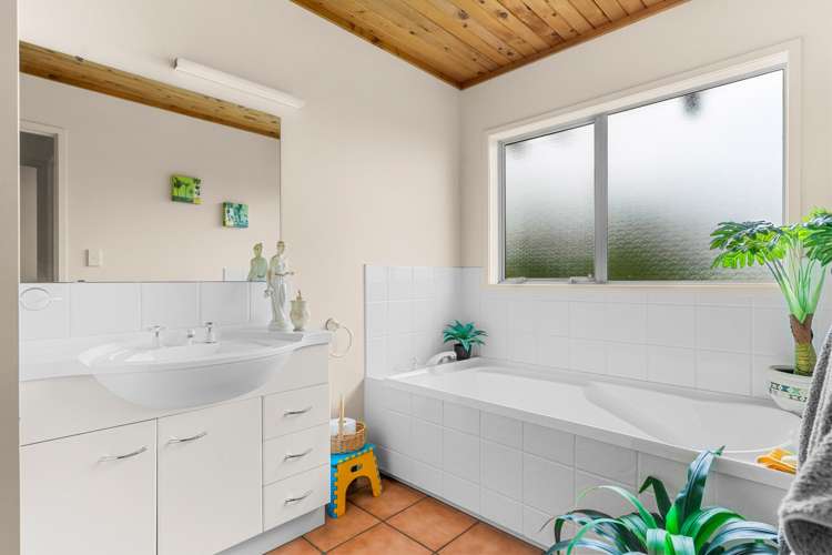 14 Hawken Road Maunu_14