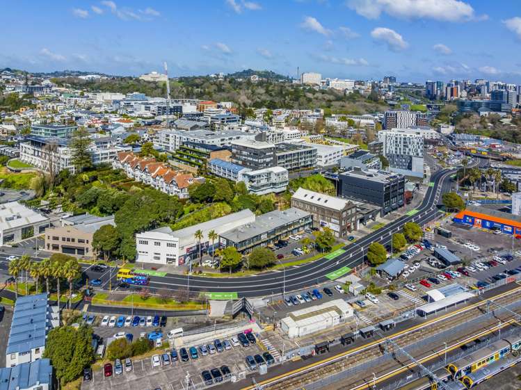 7a/77 The Strand Parnell_7