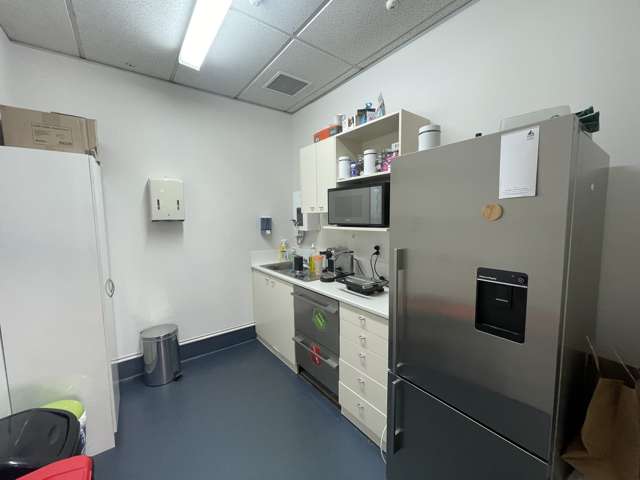 15 Osterley Way Manukau City_4