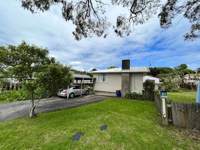 Family  home in the Central Totara Vale